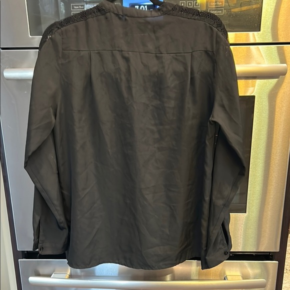 Collective‎ Concepts Gray Button-Up Blouse - Picture 5 of 5